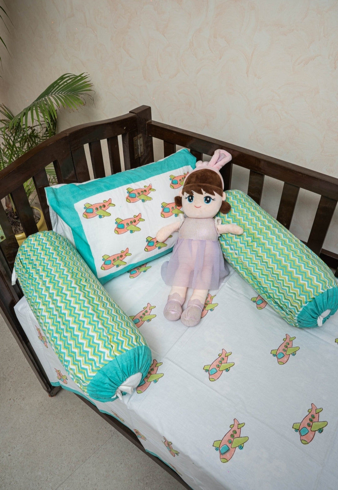 HAND BLOCK PRINTED CRIB BEDSHEET WITH PILLOW AND BOLSTER COVER