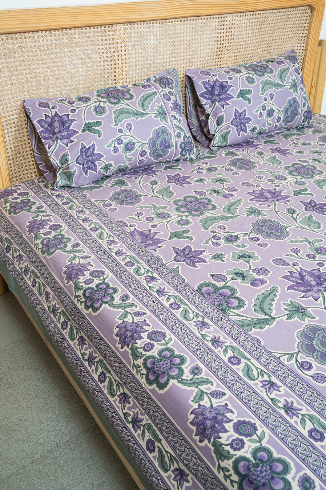 SHALIMAR BEDSHEET WITH TWO REVERSIBLE PILLOW COVERS