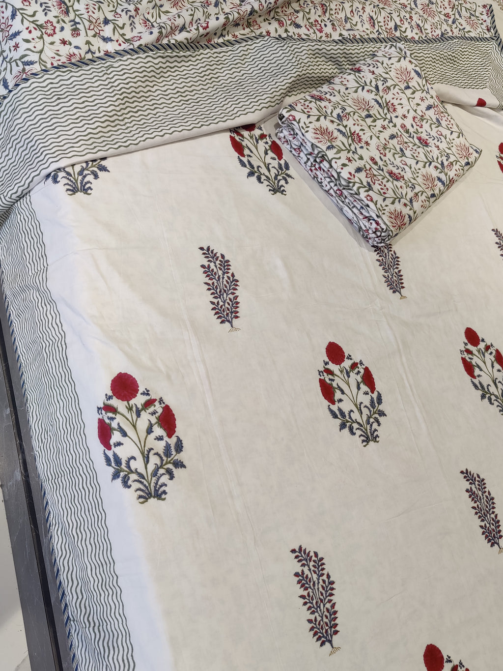 JIA HANDBLOCK PRINTED REVERSIBLE MULMUL DOHAR