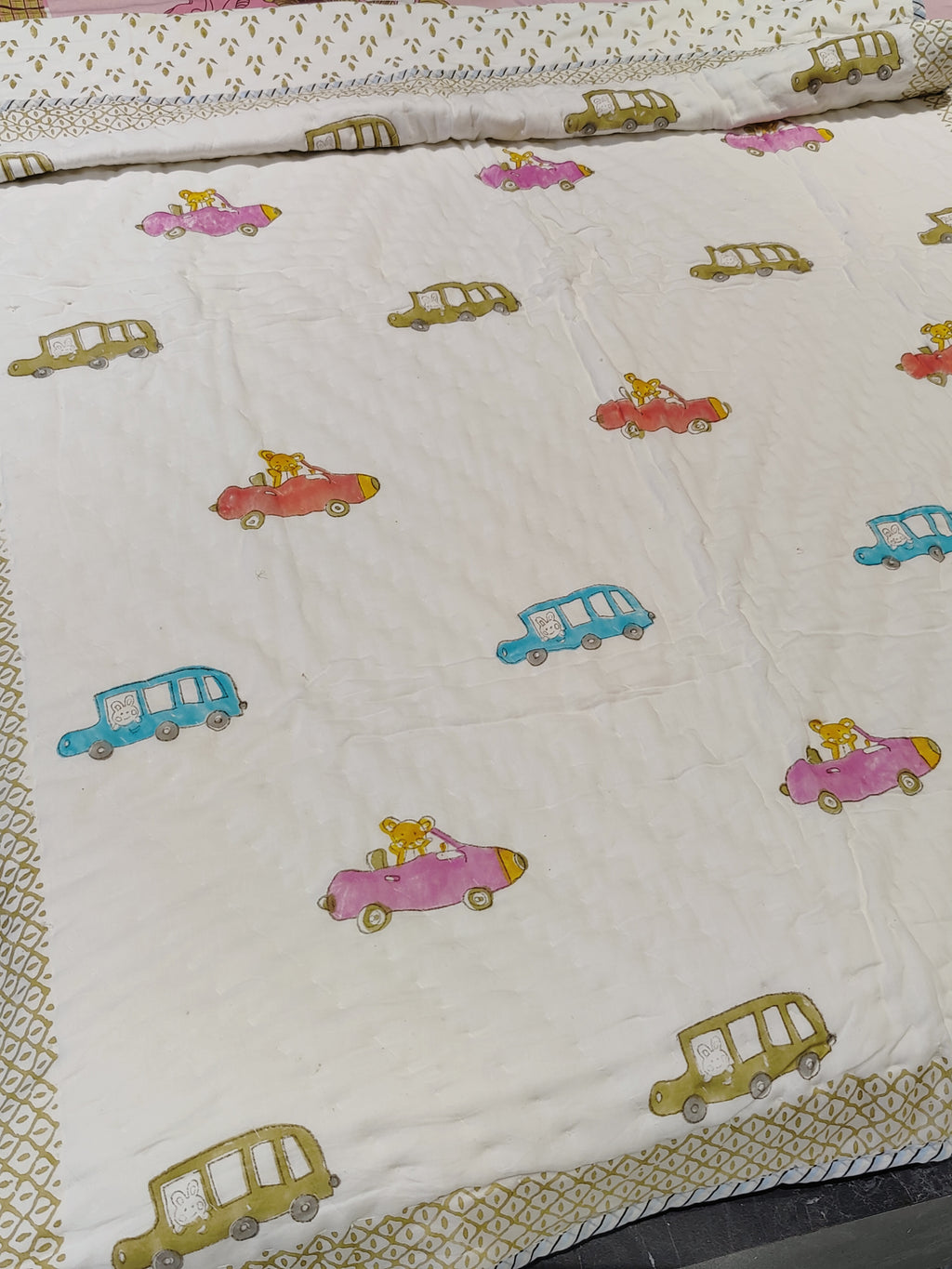 TOY CAR HANDBLOCK PRINTED BABY QUILT