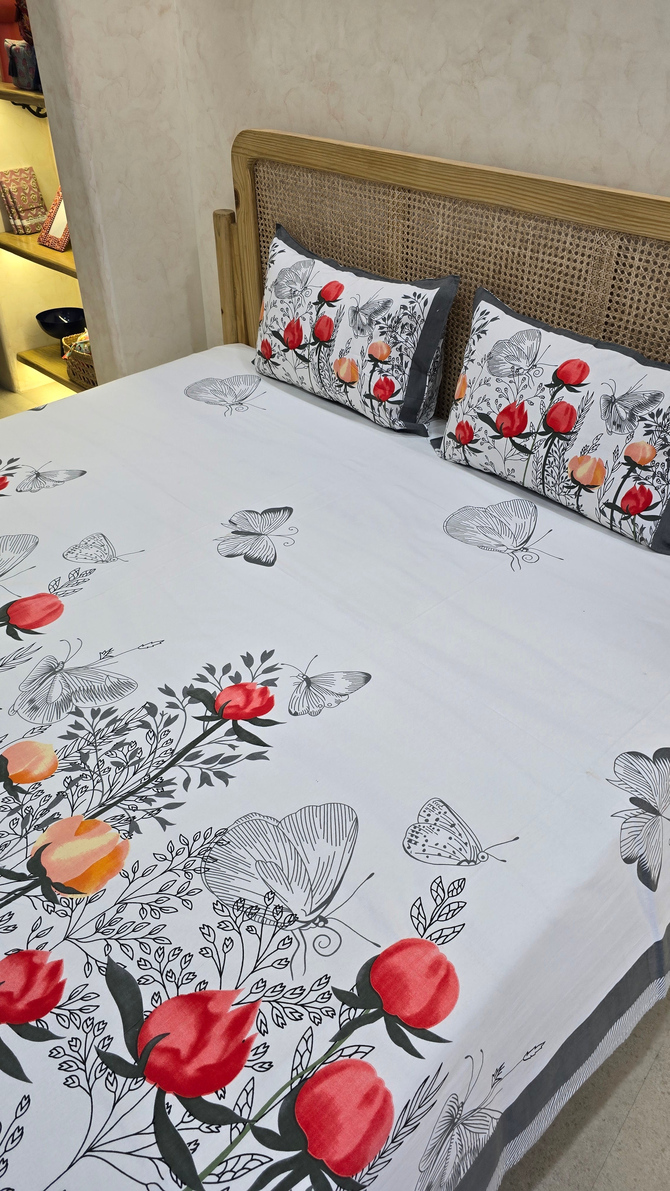 RED ROSE BASIL BEDSHEET WITH TWO REVERSIBLE PILLOW COVERS