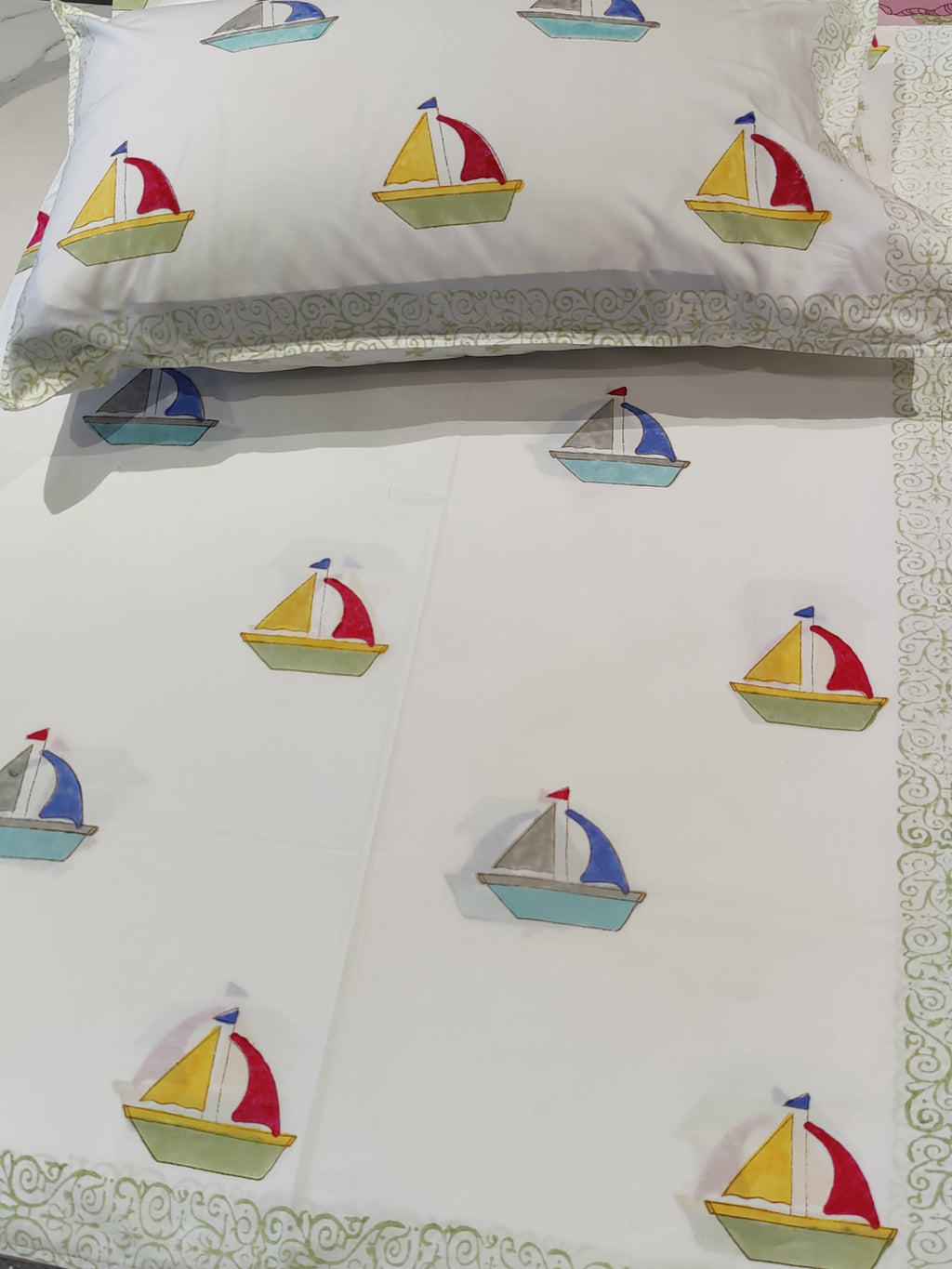 SAIL BOAT HAND BLOCK PRINTED BEDSHEET WITH REVERSIBLE PILLOW COVER