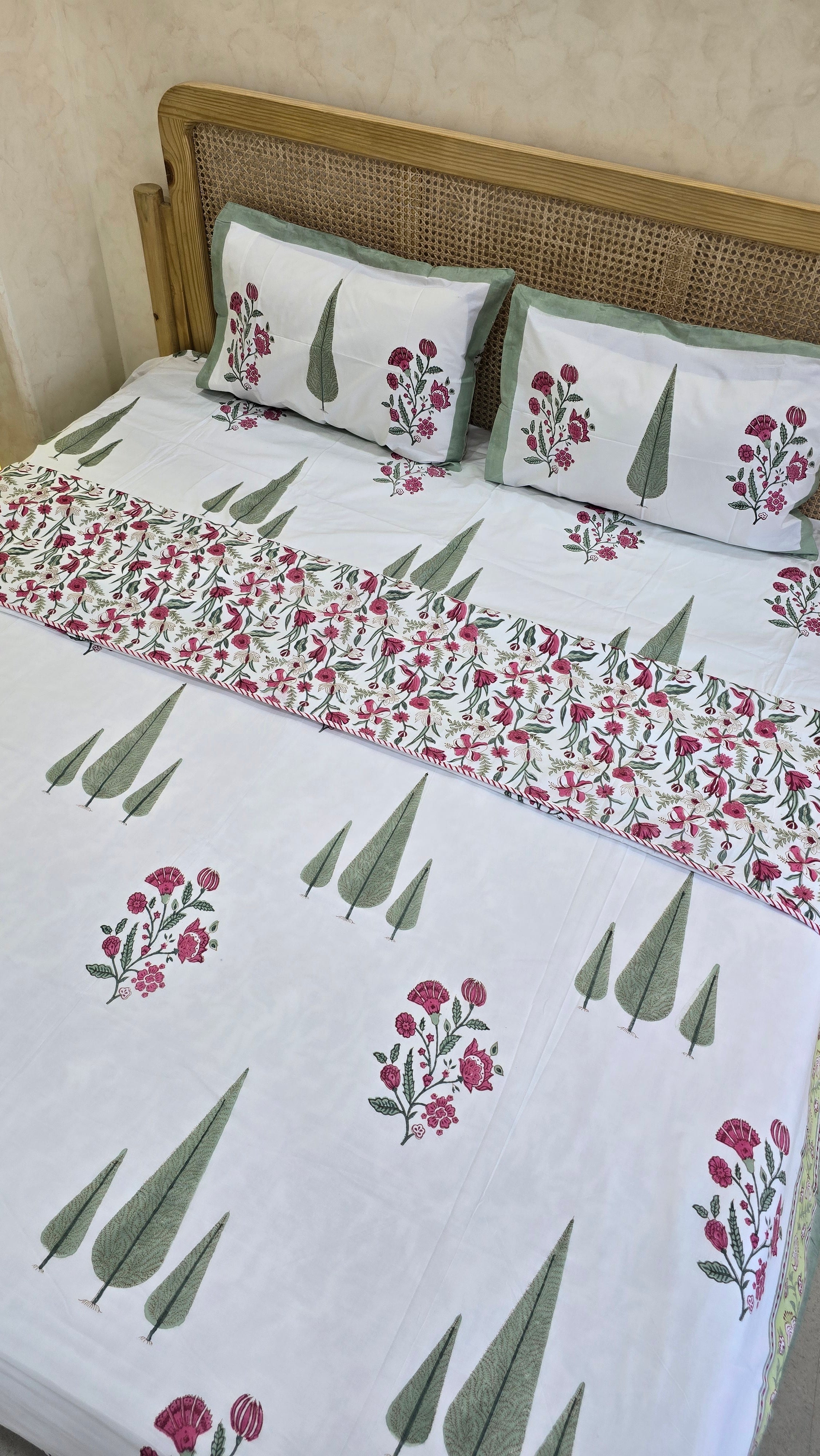 TRIPLE CYPRESS HANDBLOCK PRINTED DOHAR BEDDING SET