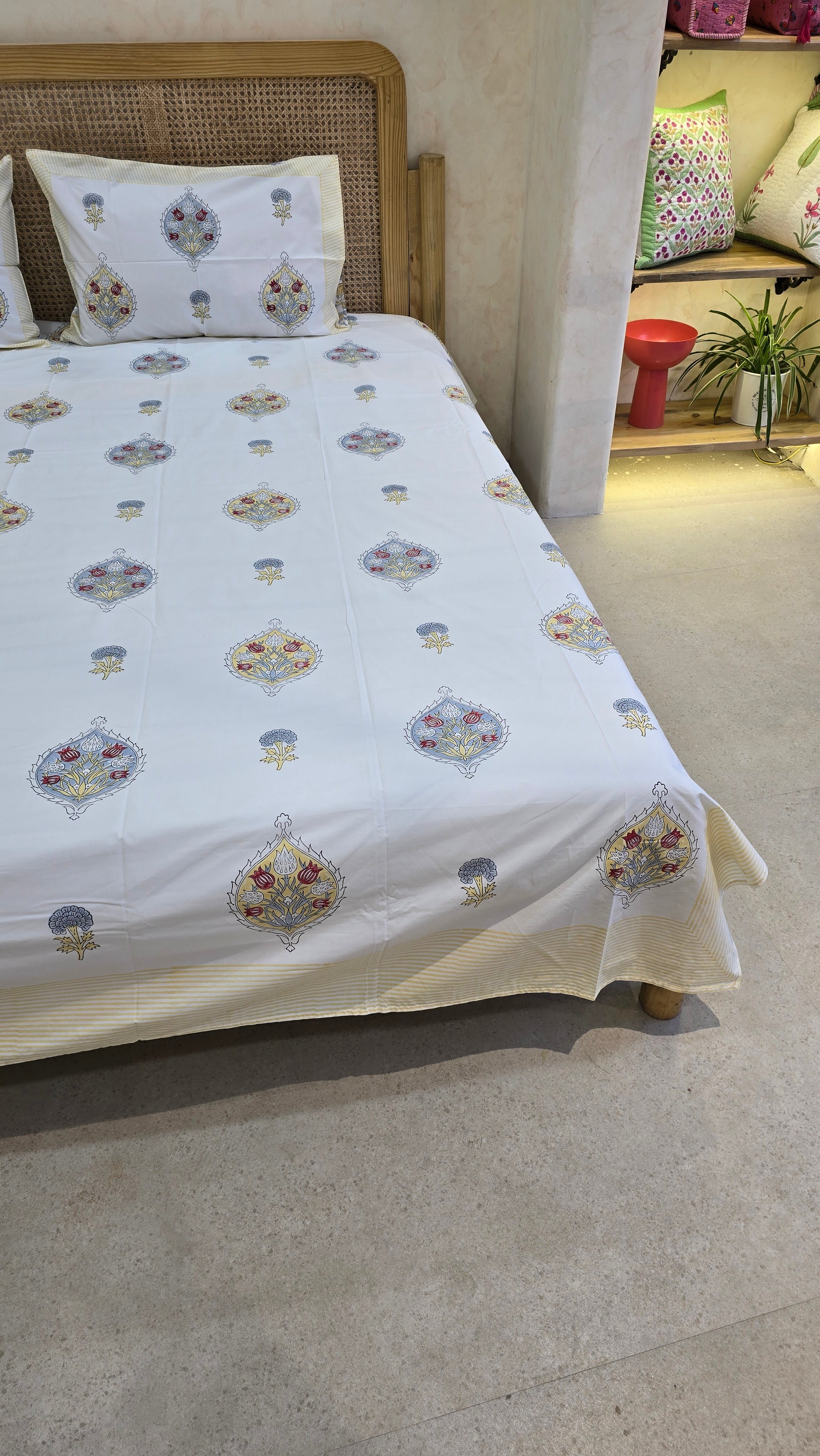 PILA HAND BLOCK PRINTED BEDSHEET WITH TWO REVERSIBLE PILLOW COVERS