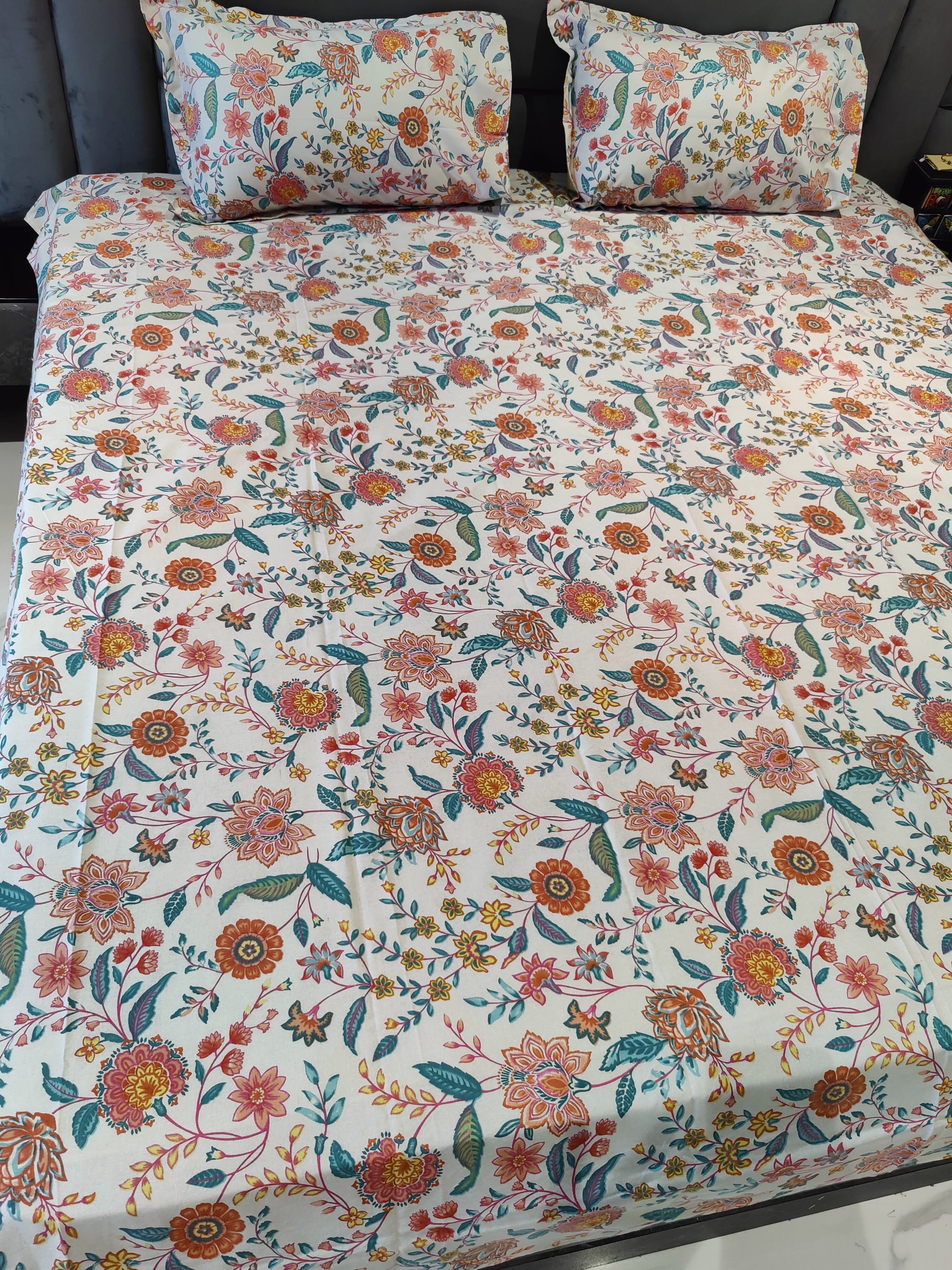 FLORAL SHALIMAR BEDSHEET WITH TWO REVERSIBLE PILLOW COVERS