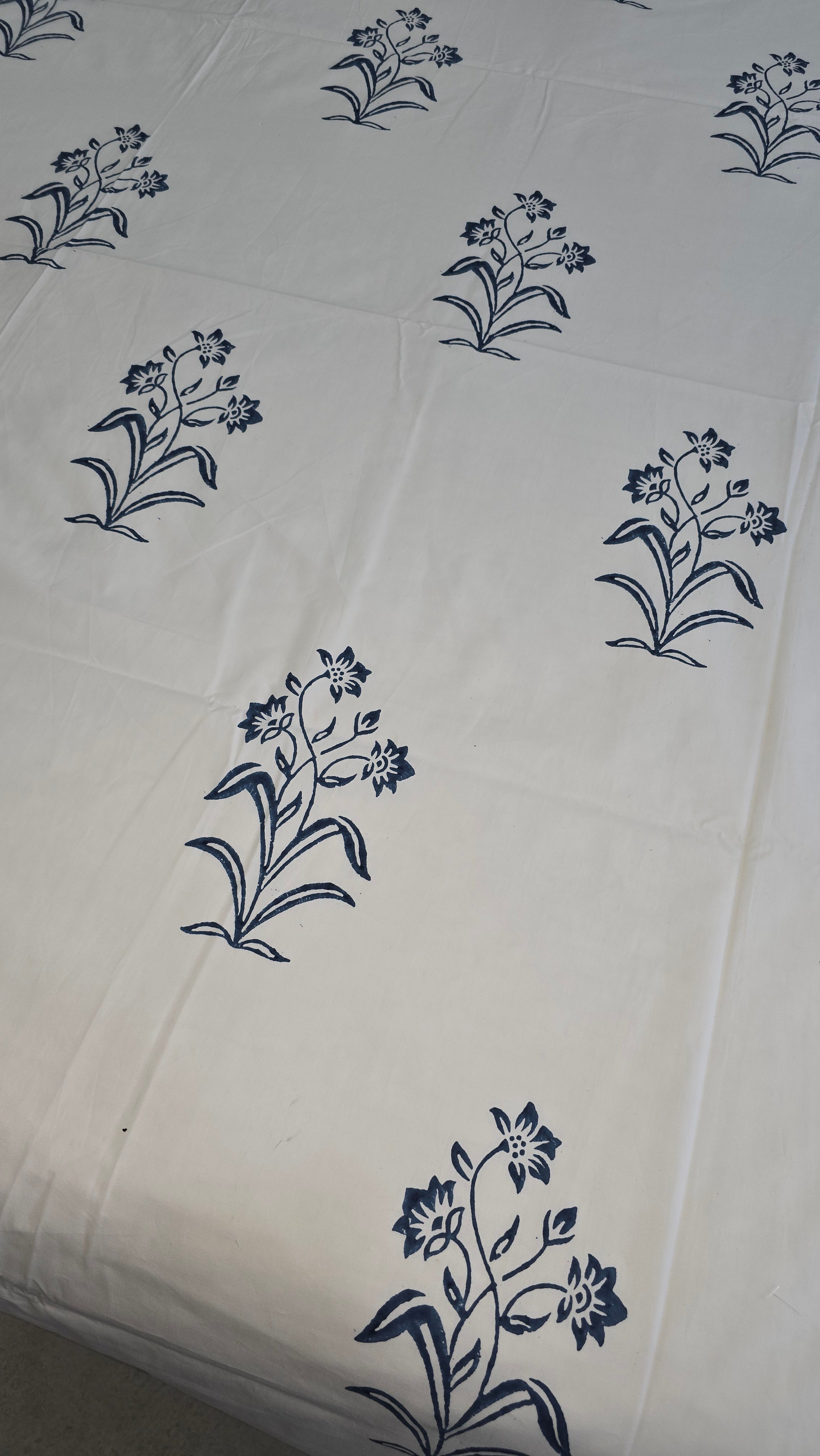 NILA HAND BLOCK PRINTED BEDSHEET WITH TWO REVERSIBLE PILLOW COVERS