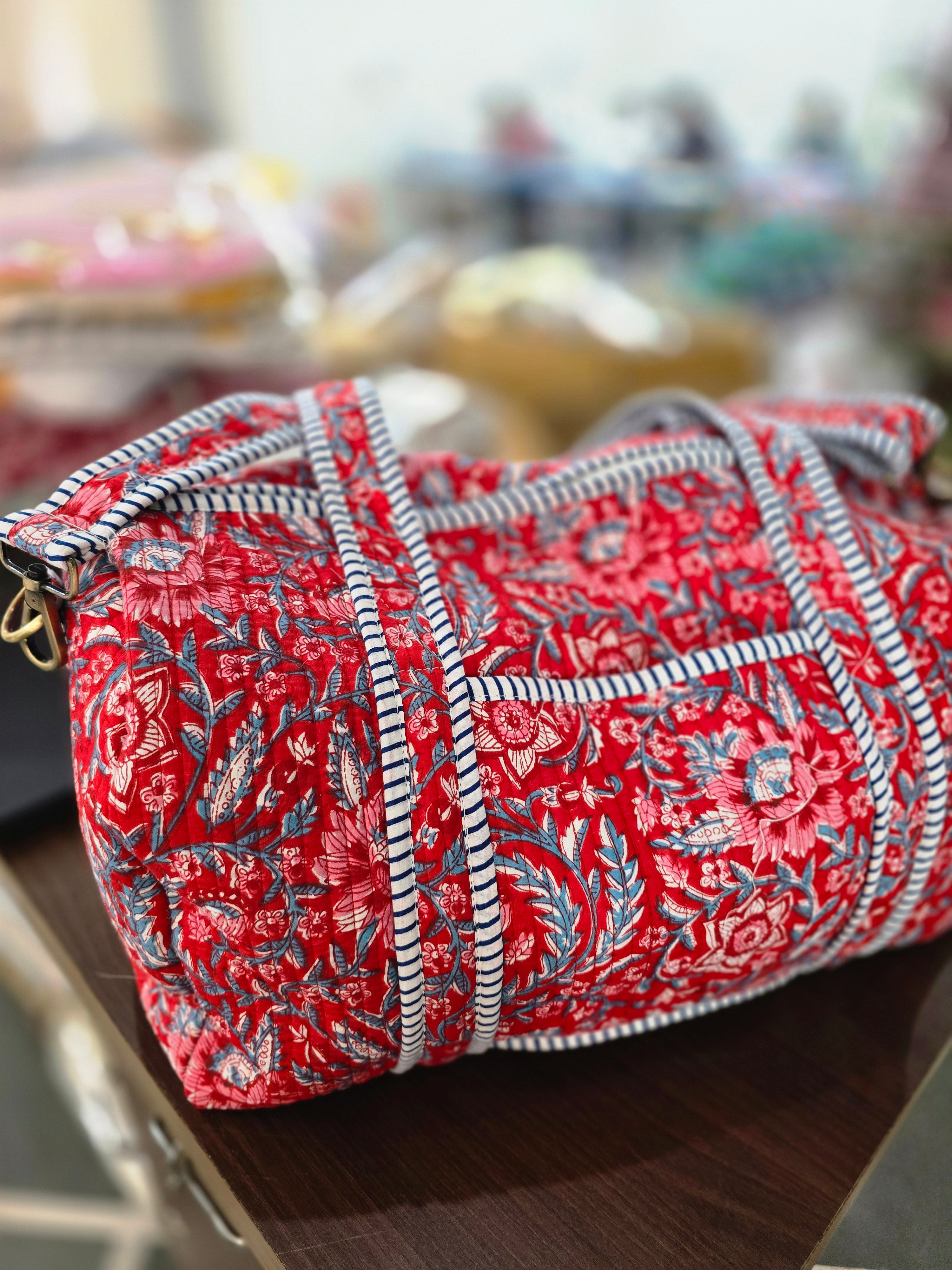 DUFFLE BAG
