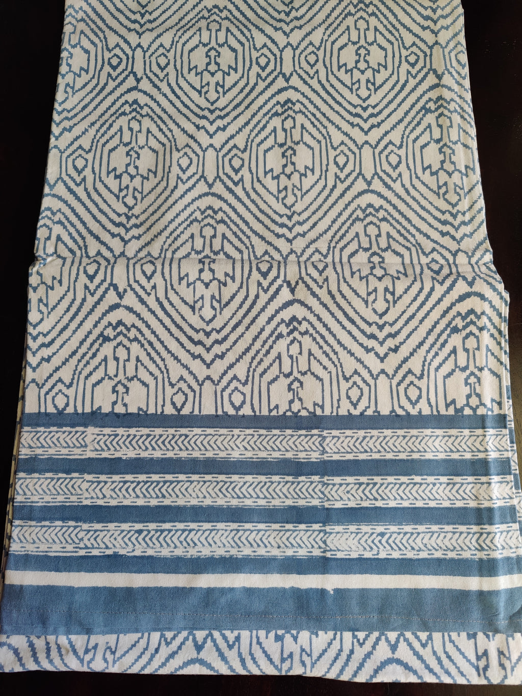 HAND BLOCK PRINTED SIX SEATER TABLECLOTH