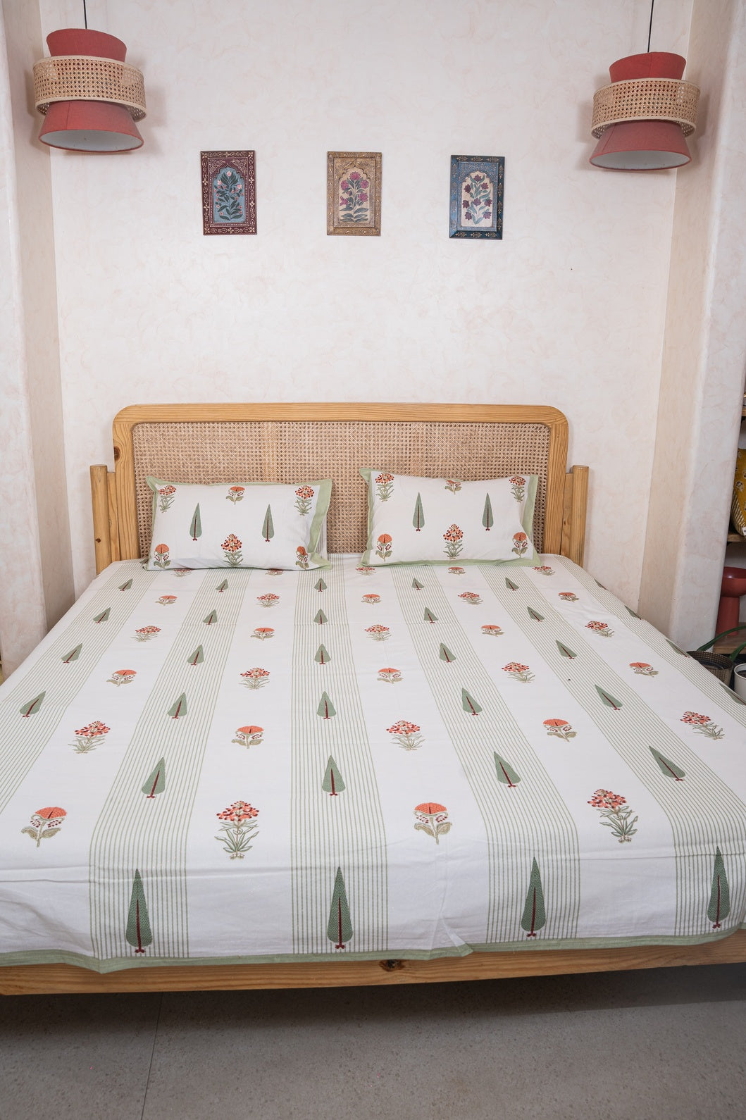 PURE COTTON BEDSHEET WITH TWO PILLOW CASES