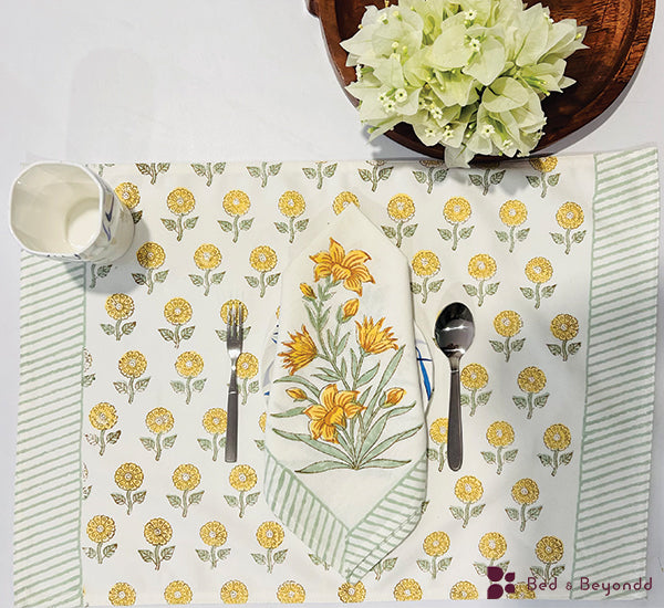 A PAIR OF HANDBLOCK PRINTED TABLE MAT AND NAPKIN SET