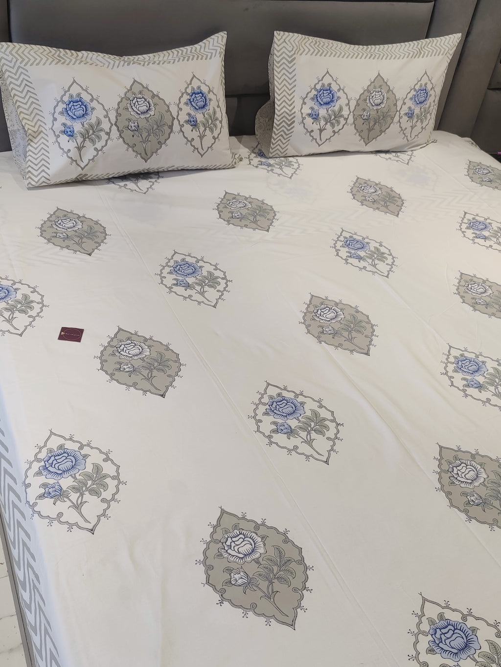 ROSEATTE HAND BLOCK PRINTED BEDSHEET WITH TWO REVERSIBLE PILLOW COVERS