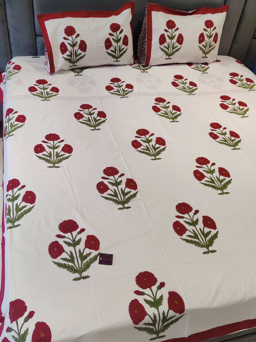 RED POPPY HANDBLOCK PRINTED BEDSHEET WITH 2 REVERSIBLE PILLOW COVERS