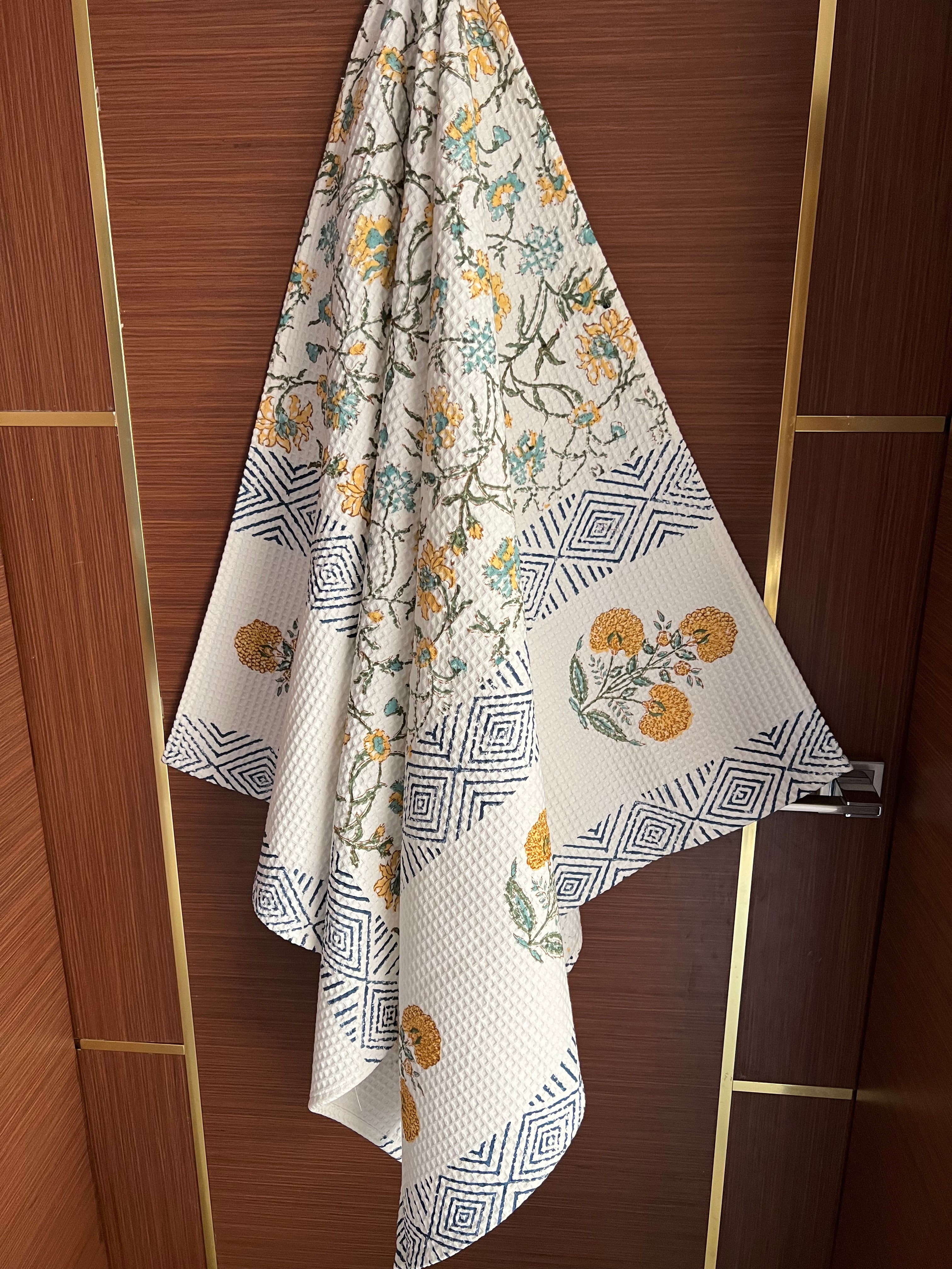 YELLOW MEHRAAB HANDBLOCK PRINTED BODY & HAND TOWEL SET