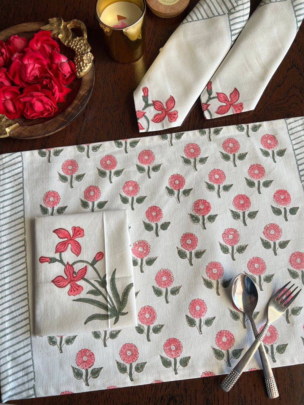 A PAIR OF HANDBLOCK PRINTED TABLE MAT AND NAPKIN SET