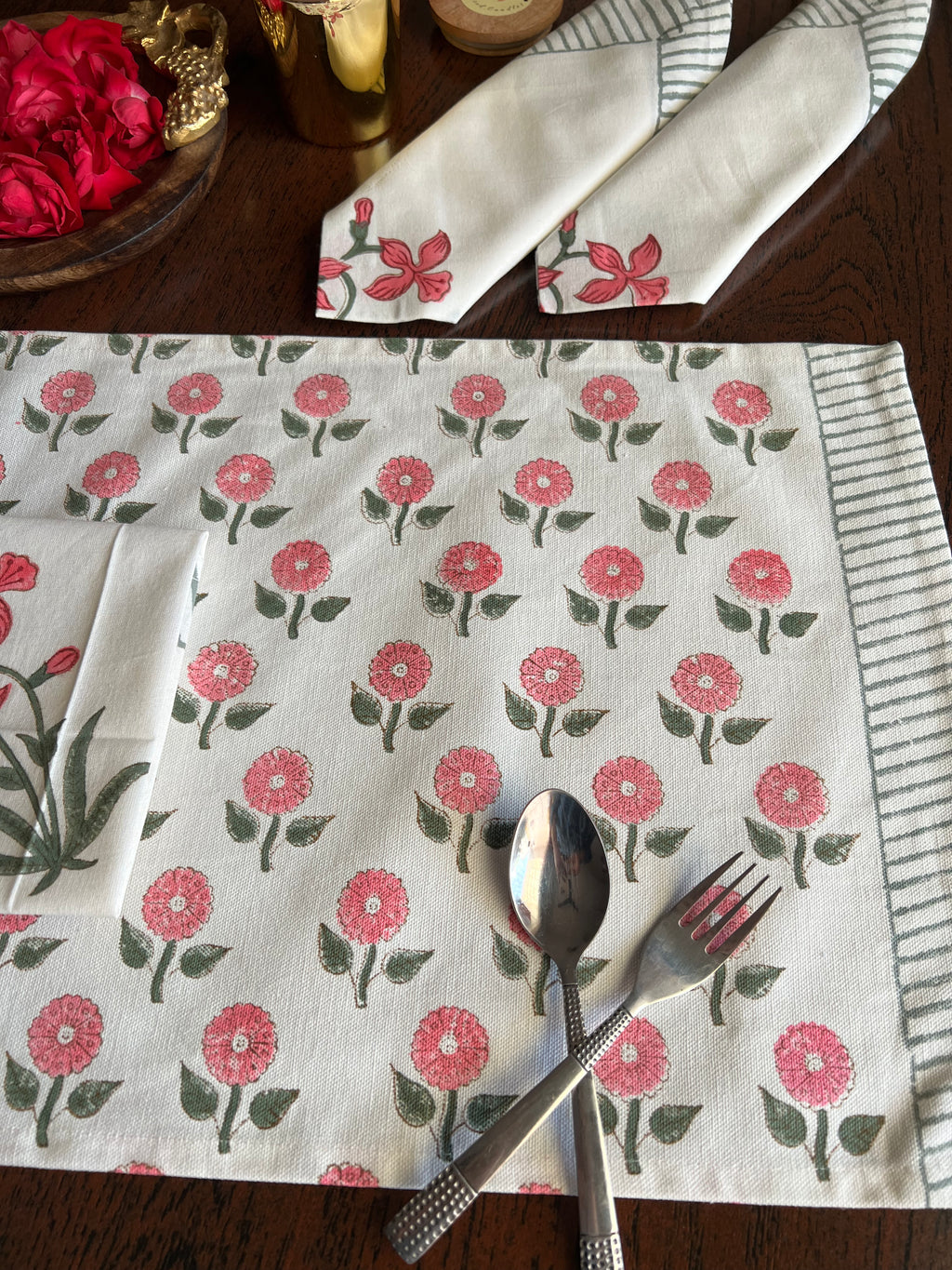 A PAIR OF HANDBLOCK PRINTED TABLE MAT AND NAPKIN SET